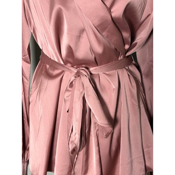 VICI Wrap Mini Dress Satin Type Shiny Front/Side tie Pink Elegant Sexy Sz Medium - Picture 3 of 5
